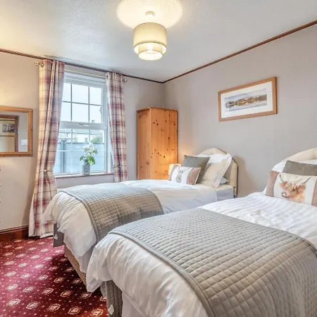 2 Bed In Oc-h38250