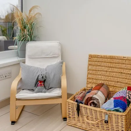 2 Bed In Oc-h38250
